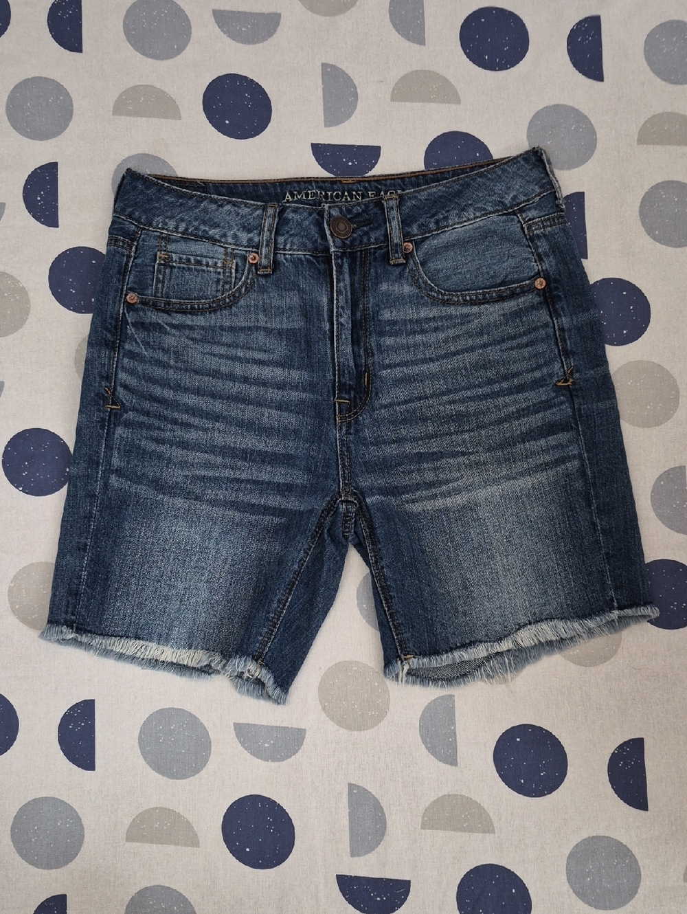 American Eagle Outfitters Women's High Rise Bermuda Denim Jean Shorts Size 2